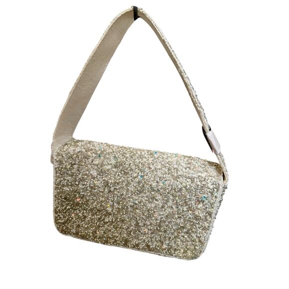 Viral Handcrafted Christmas Beaded Shoulder Bag Santa Holidays NWT Made in India - Picture 5 of 6